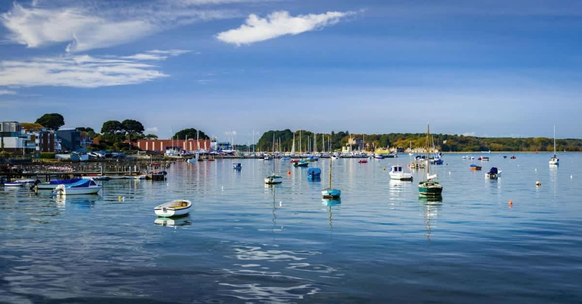 Park Lake View Poole Eksteriør billede
